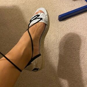 Stylish Women's Espadrille Flats in Black and White